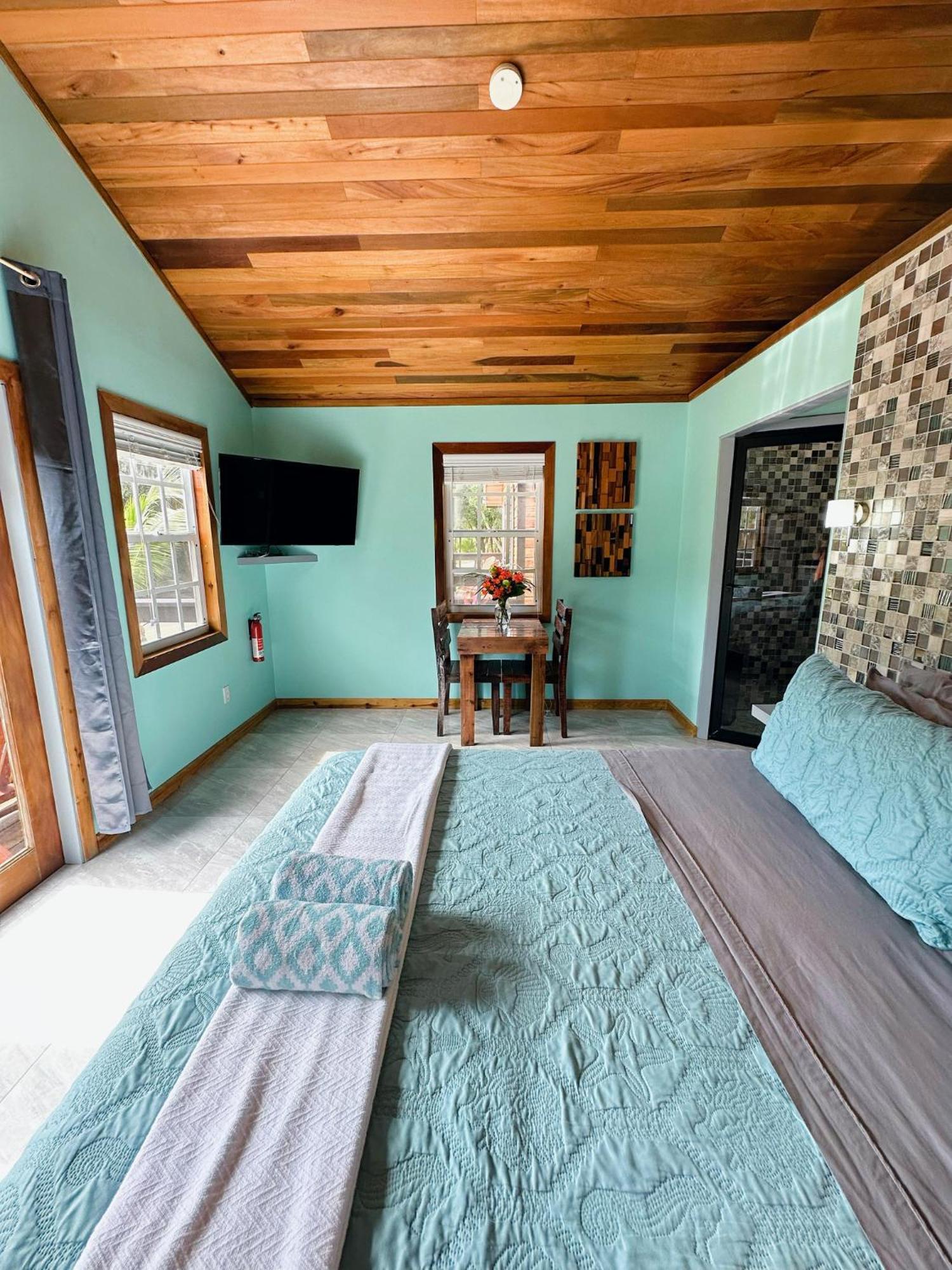 Mangata Villas Adults Only San Pedro  Exterior foto